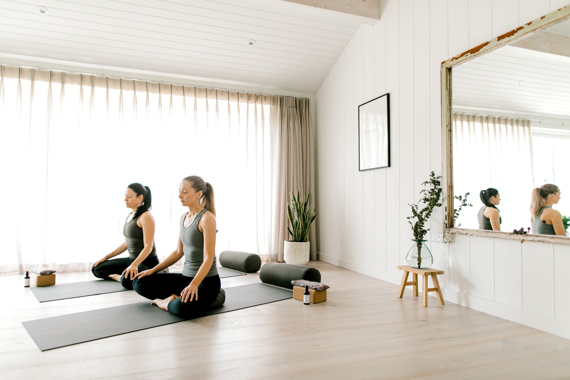 Setting intentions in yoga and meditation, Spritz Wellness