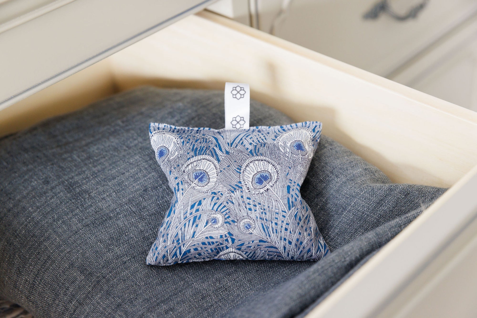 Lavender Sachets - Hera