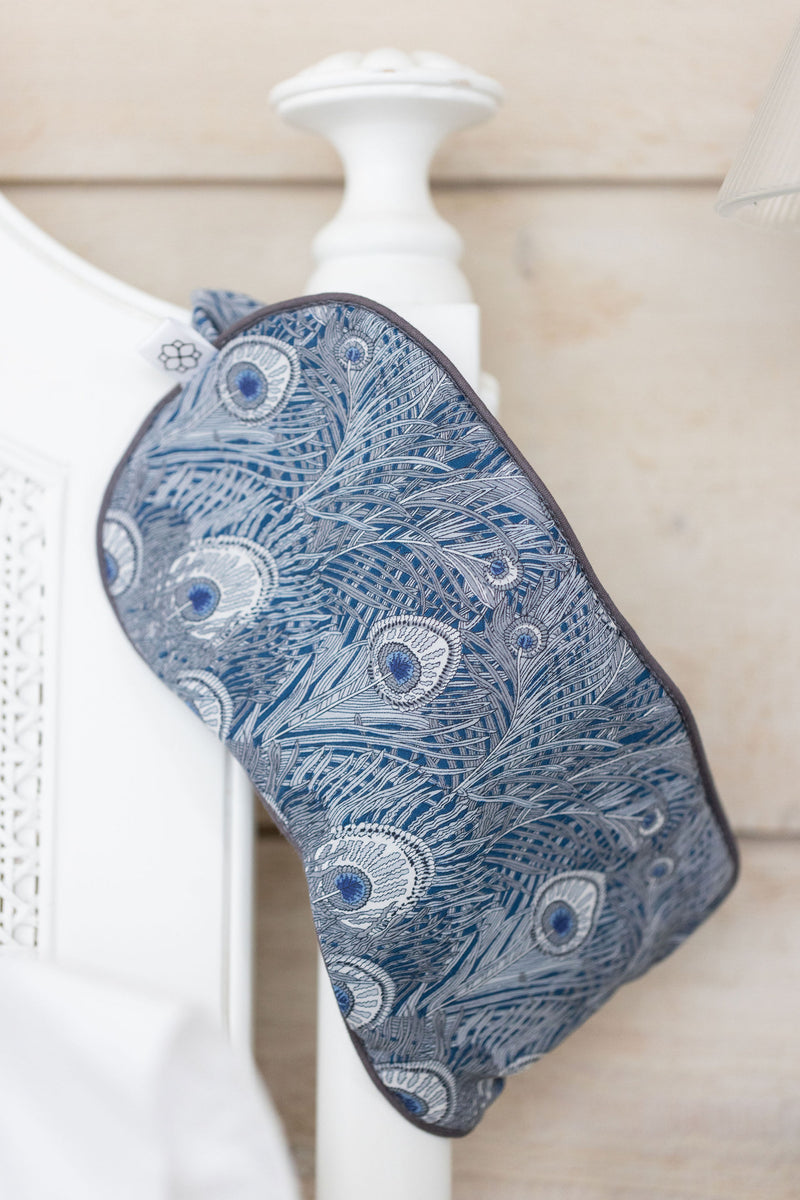 Eye pillow in yoga practice